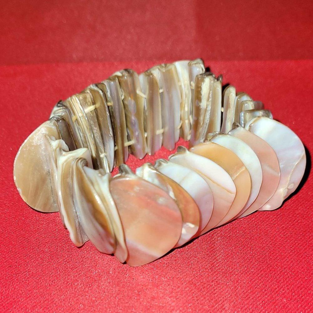 Seashell Stretch Bracelet
